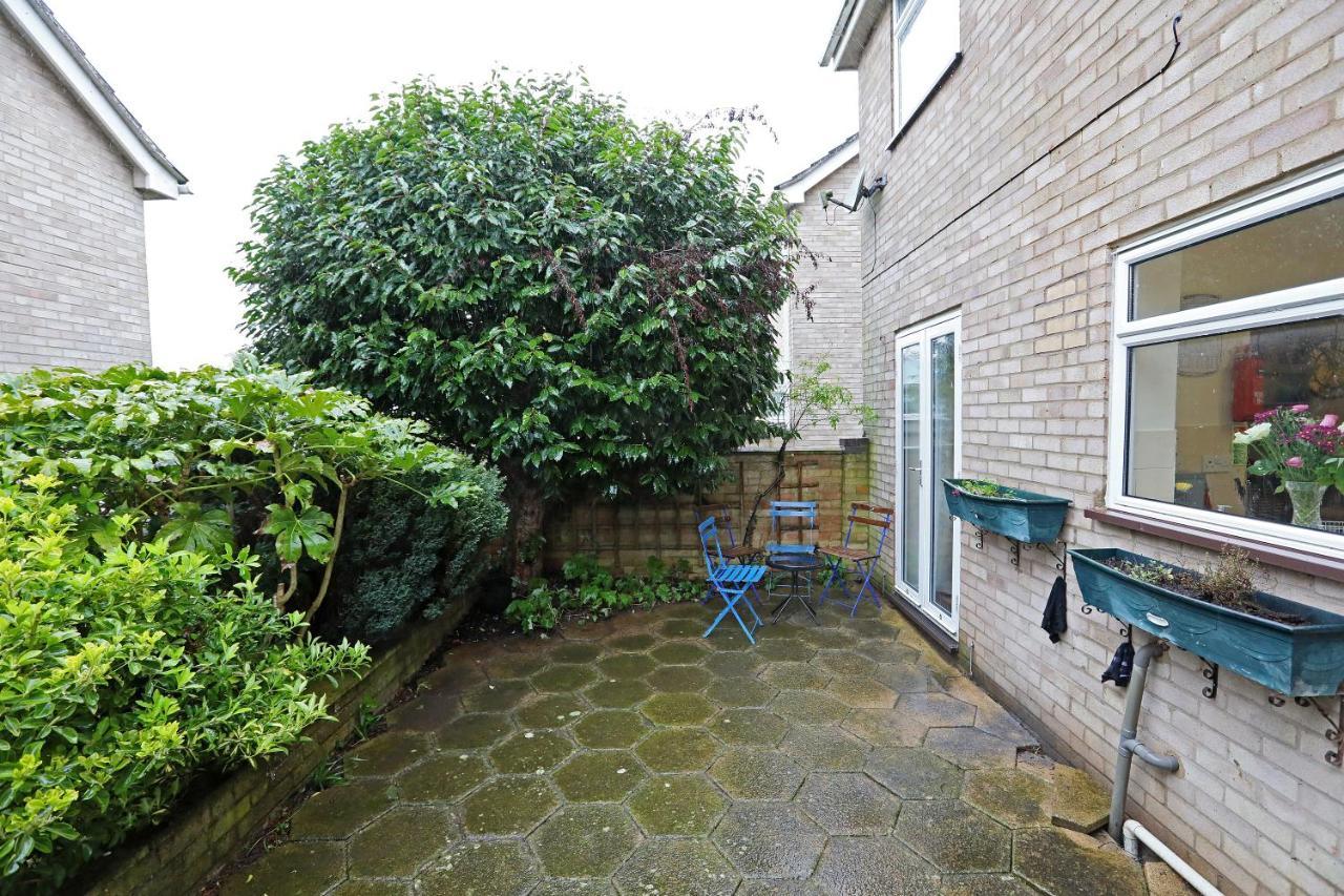 Comfy Quarters From 'Tobs Norwich' Apartment Exterior photo