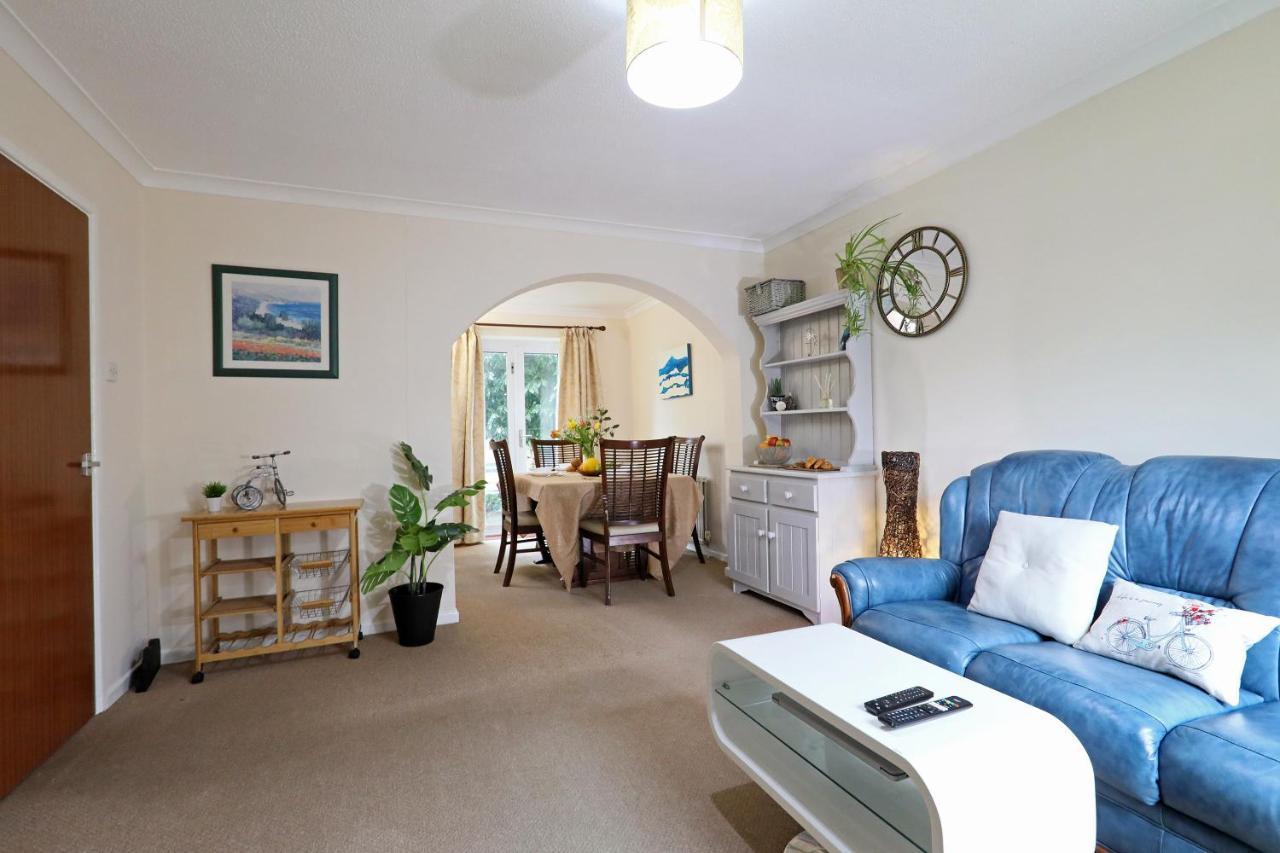 Comfy Quarters From 'Tobs Norwich' Apartment Exterior photo